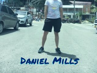 Daniel_Mills