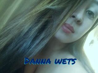 Danna_wets