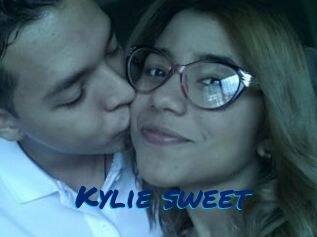 Kylie_sweet