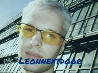 Leonnextdoor