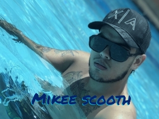 Mikee_scooth