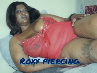 Roxy_piercing